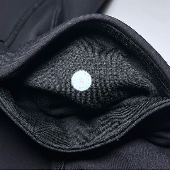 Lululemon Train Times Crop (17") in Black - Picture 7 of 8